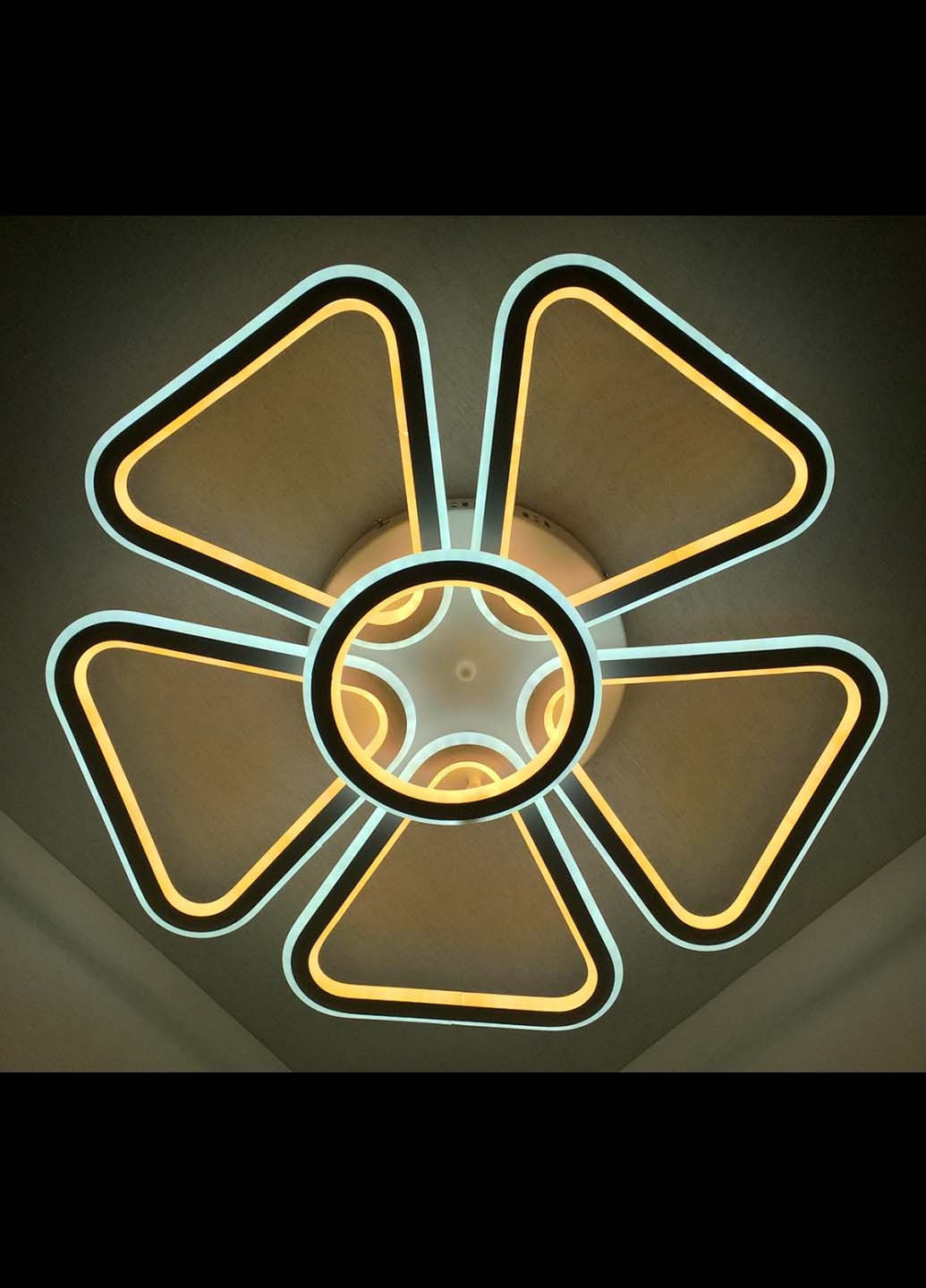 Світлодіодна потолочаня LED люстра 9984/5 + 1 Білий 10х62х62 см. Handmade (234540075)