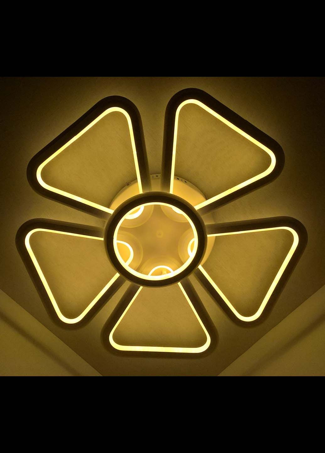 Світлодіодна потолочаня LED люстра 9984/5 + 1 Білий 10х62х62 см. Handmade (234540075)