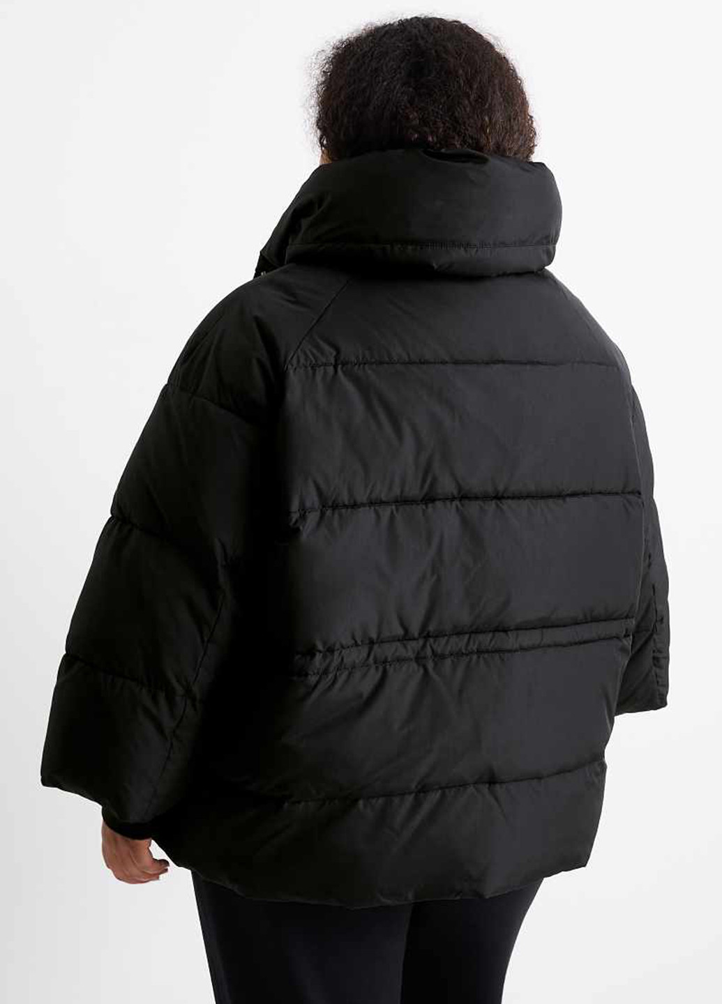 Черная демисезонная куртка C&A