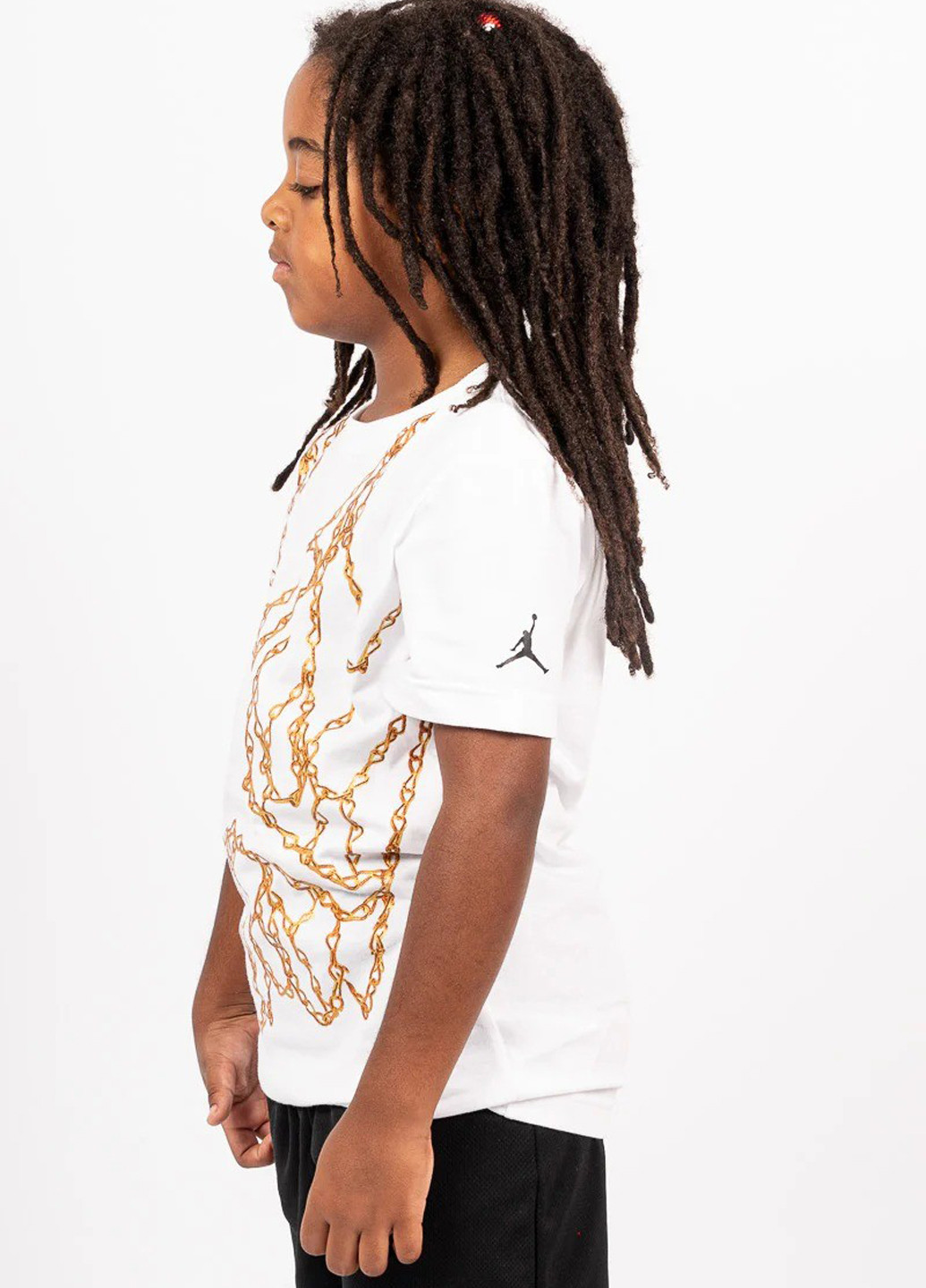 Белая летняя футболка Nike