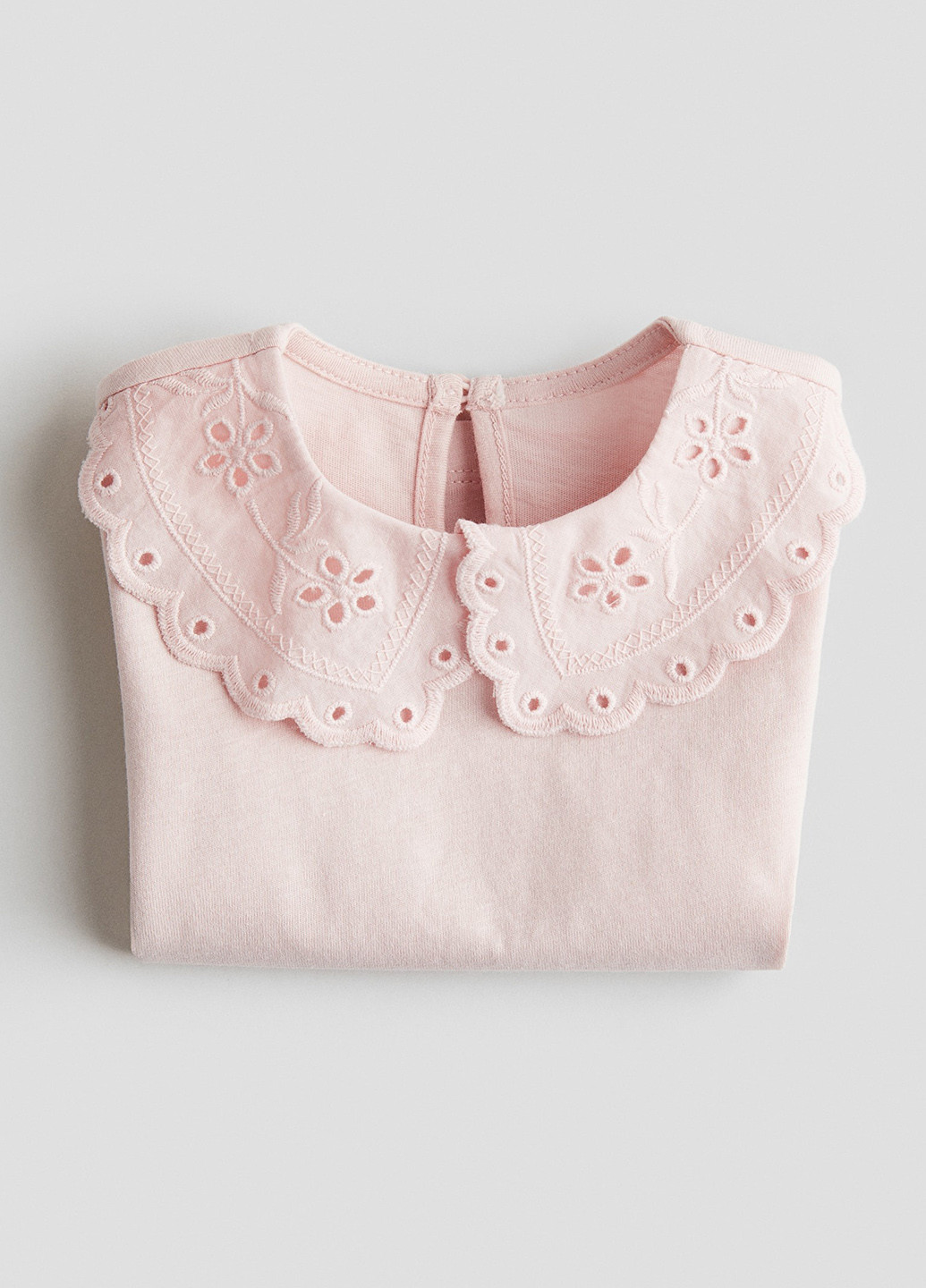 Светло-розовая однотонная блузка H&M летняя