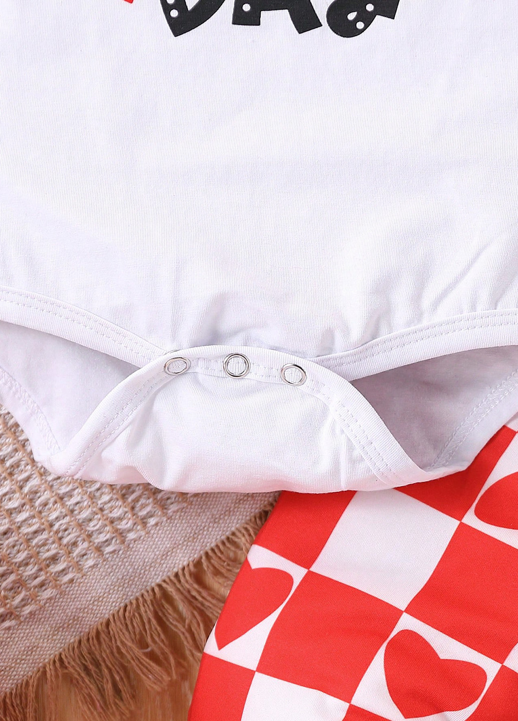 Белый демисезонный комплект (боди, брюки, шапка) SHEIN