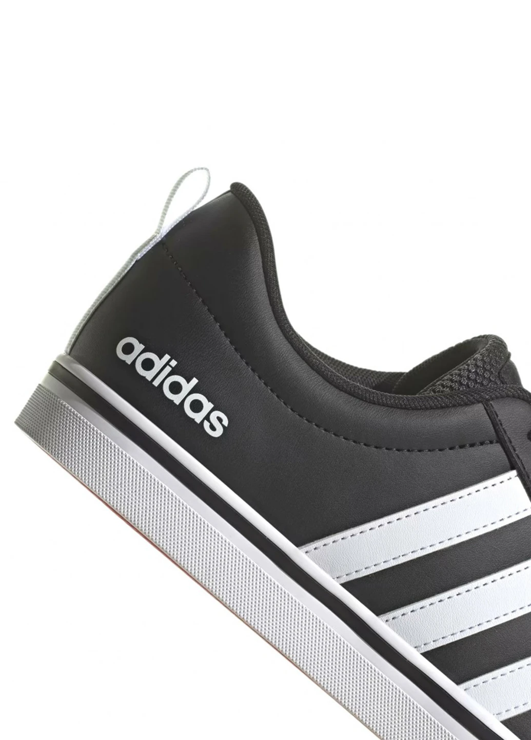 Чорні кеди adidas