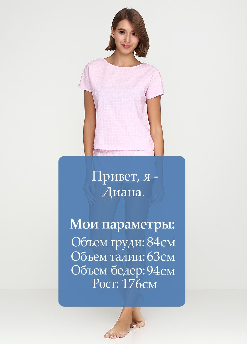 Розовая всесезон пижама (футболка, шорты) Monro