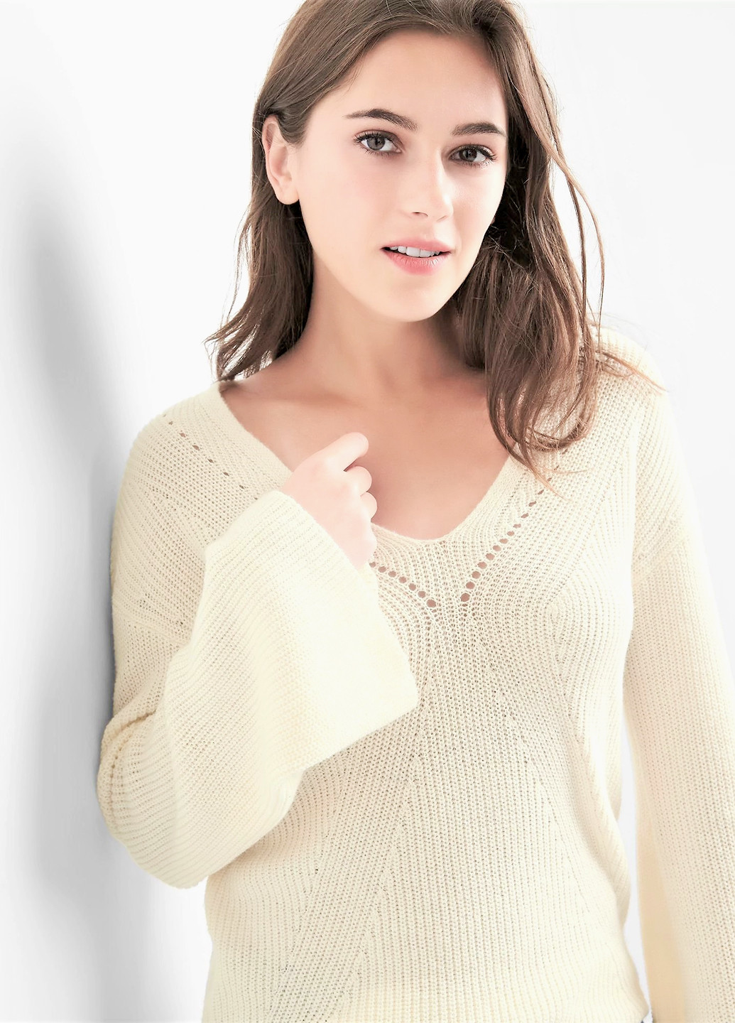 Молочный демисезонный пуловер пуловер Gap