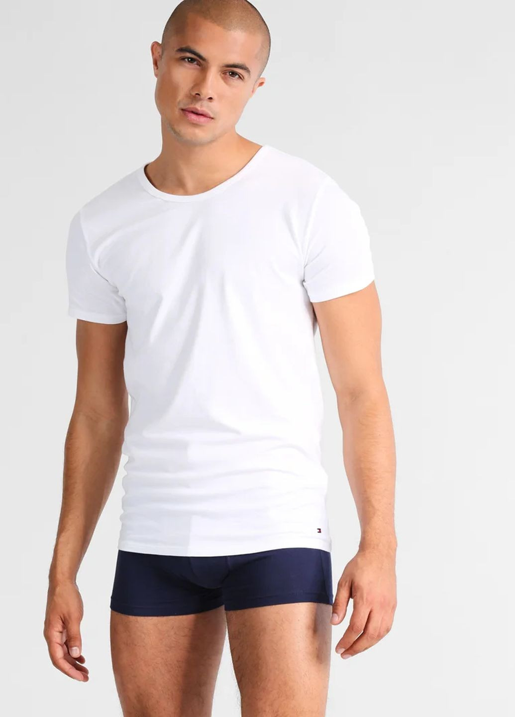 Белая футболка Tommy Hilfiger