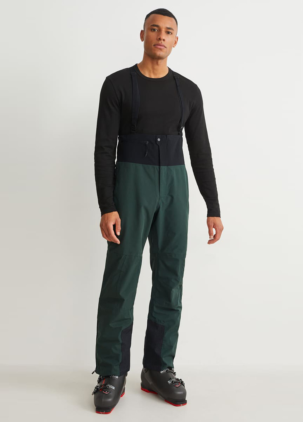 Темно-зеленые спортивные демисезонные брюки C&A