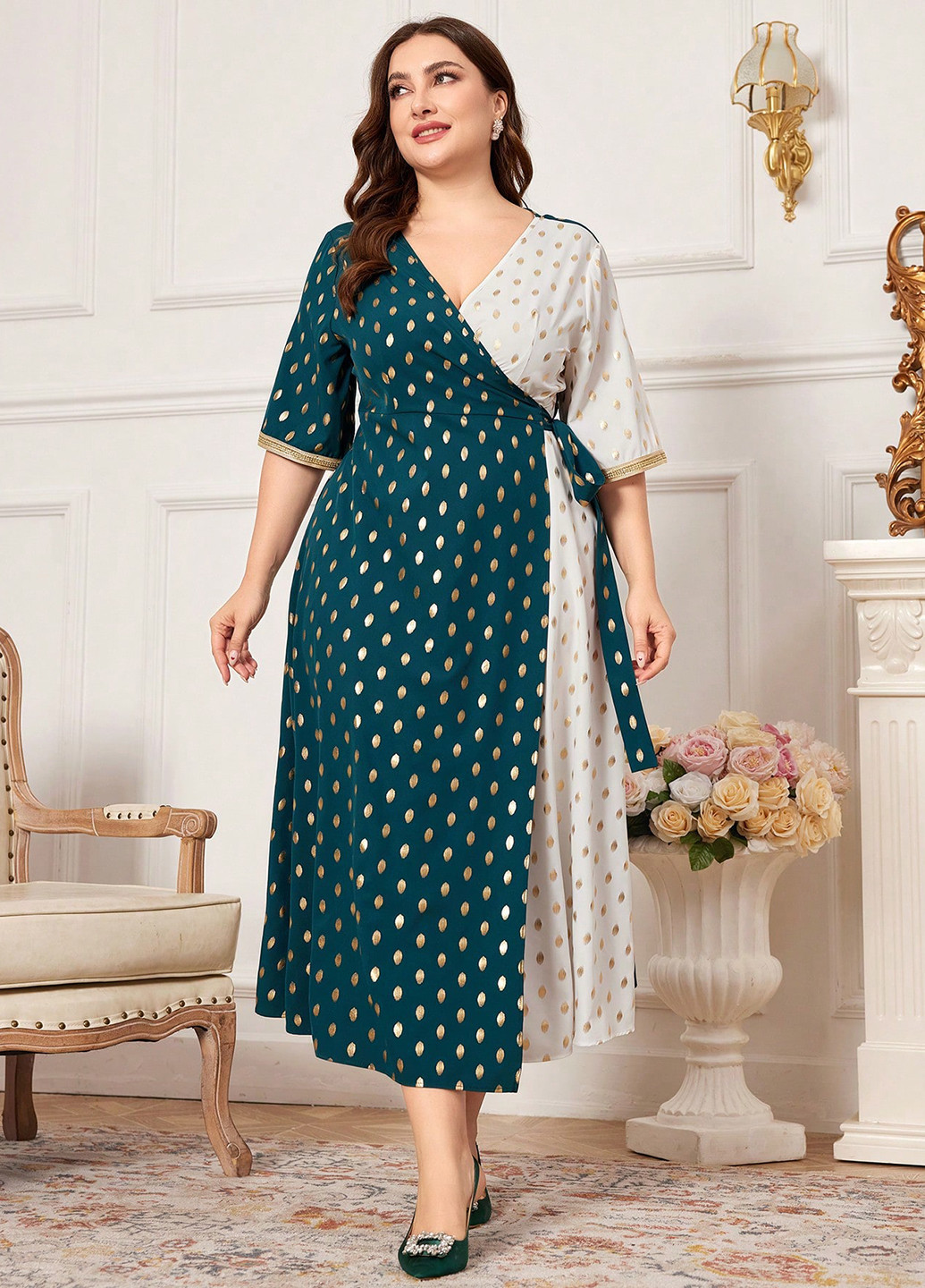 Комбинированное кэжуал платье на запах SHEIN в горошек