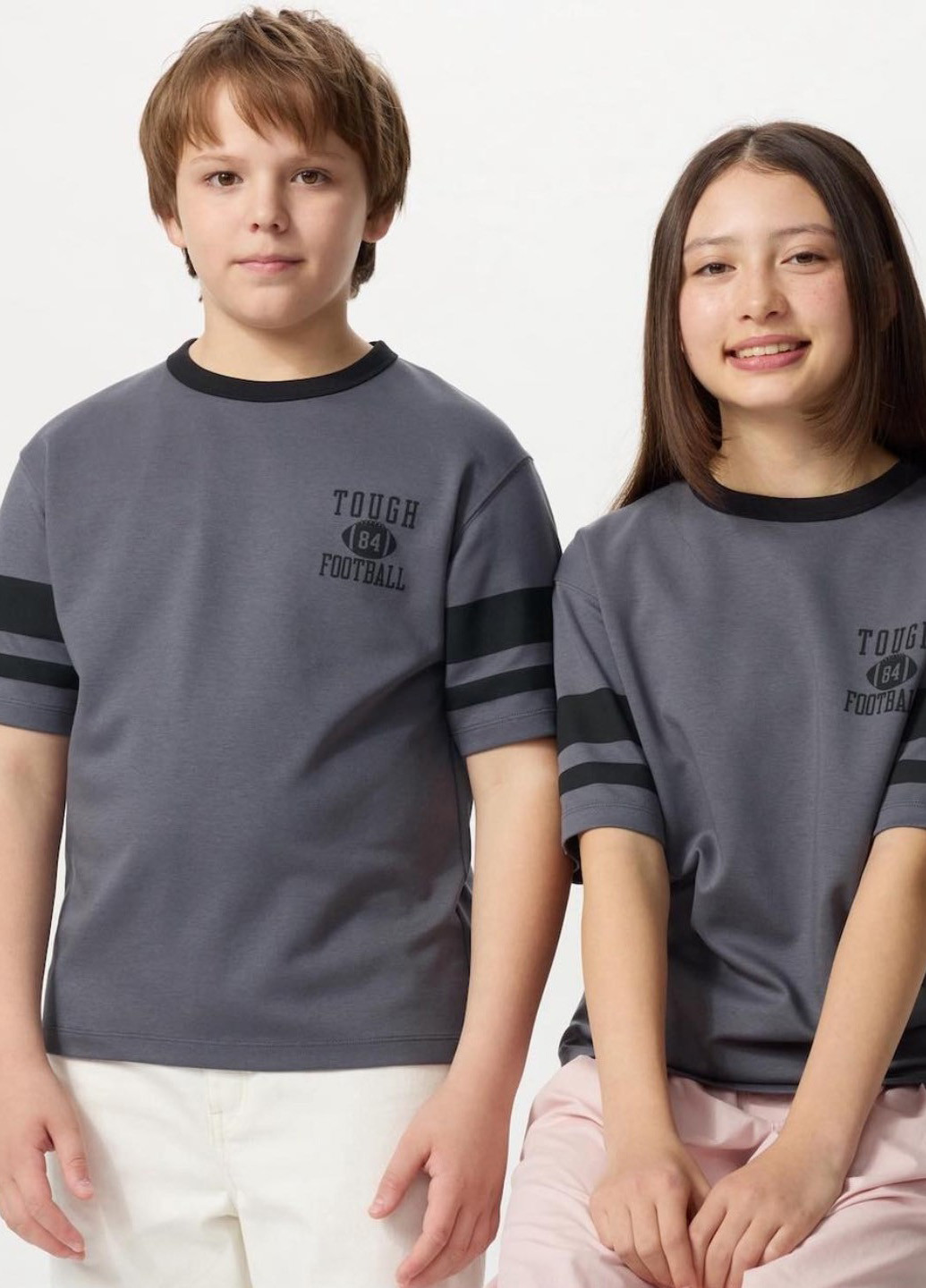 Сіра демісезонна футболка Uniqlo