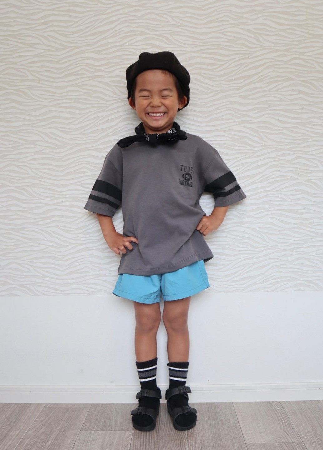 Сіра демісезонна футболка Uniqlo