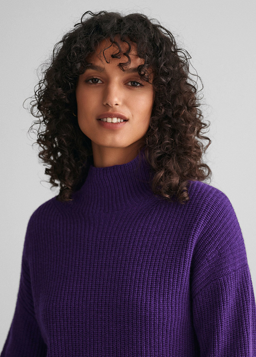 Фіолетовий демісезонний светр Gant