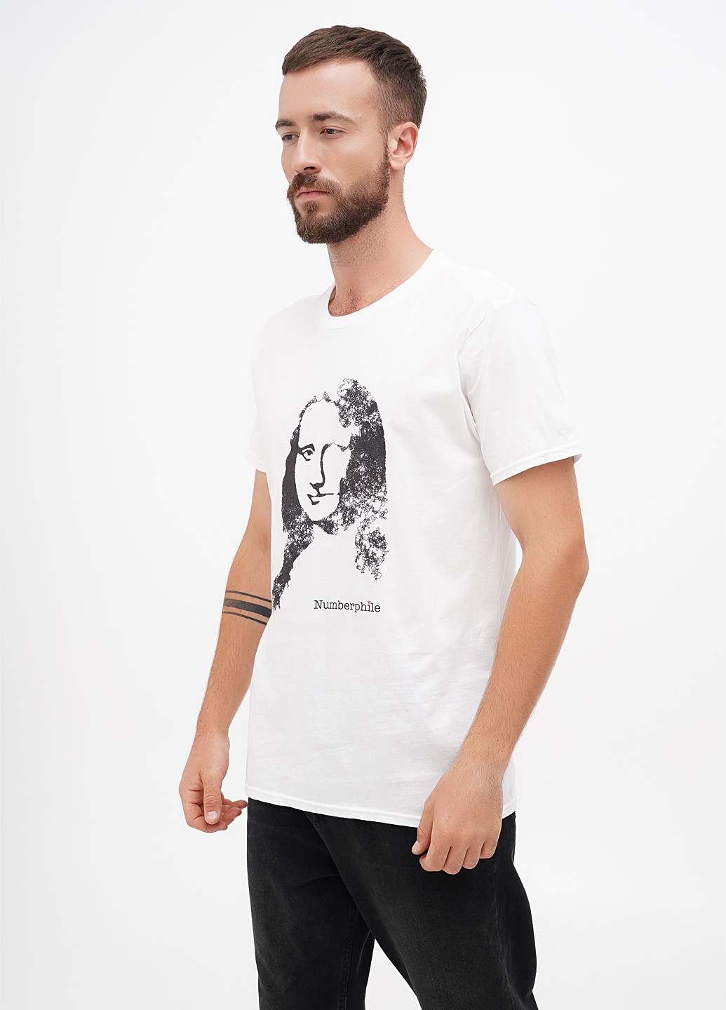 Белая футболка Hanes