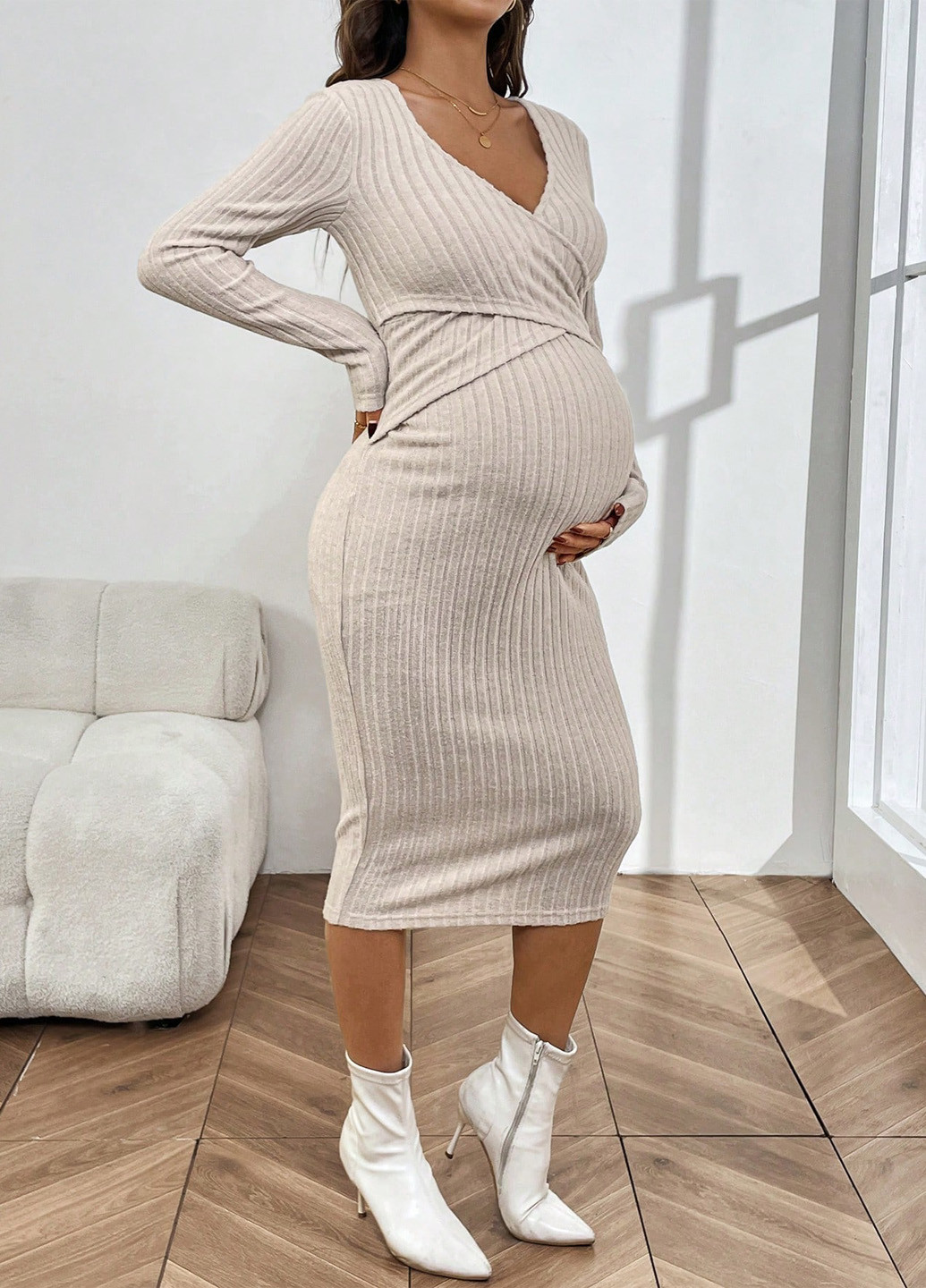 Светло-бежевое кэжуал платье для беременных и кормящих матерей силуэтная SHEIN однотонное