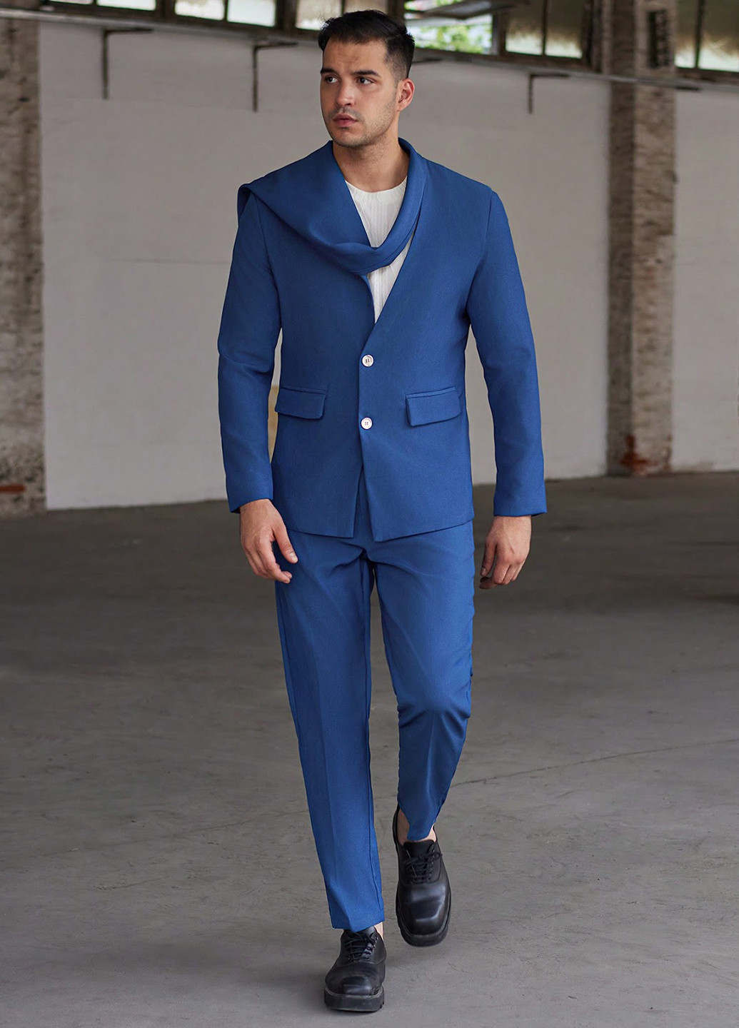 Синий демисезонный костюм (пиджак, брюки) брючный SHEIN