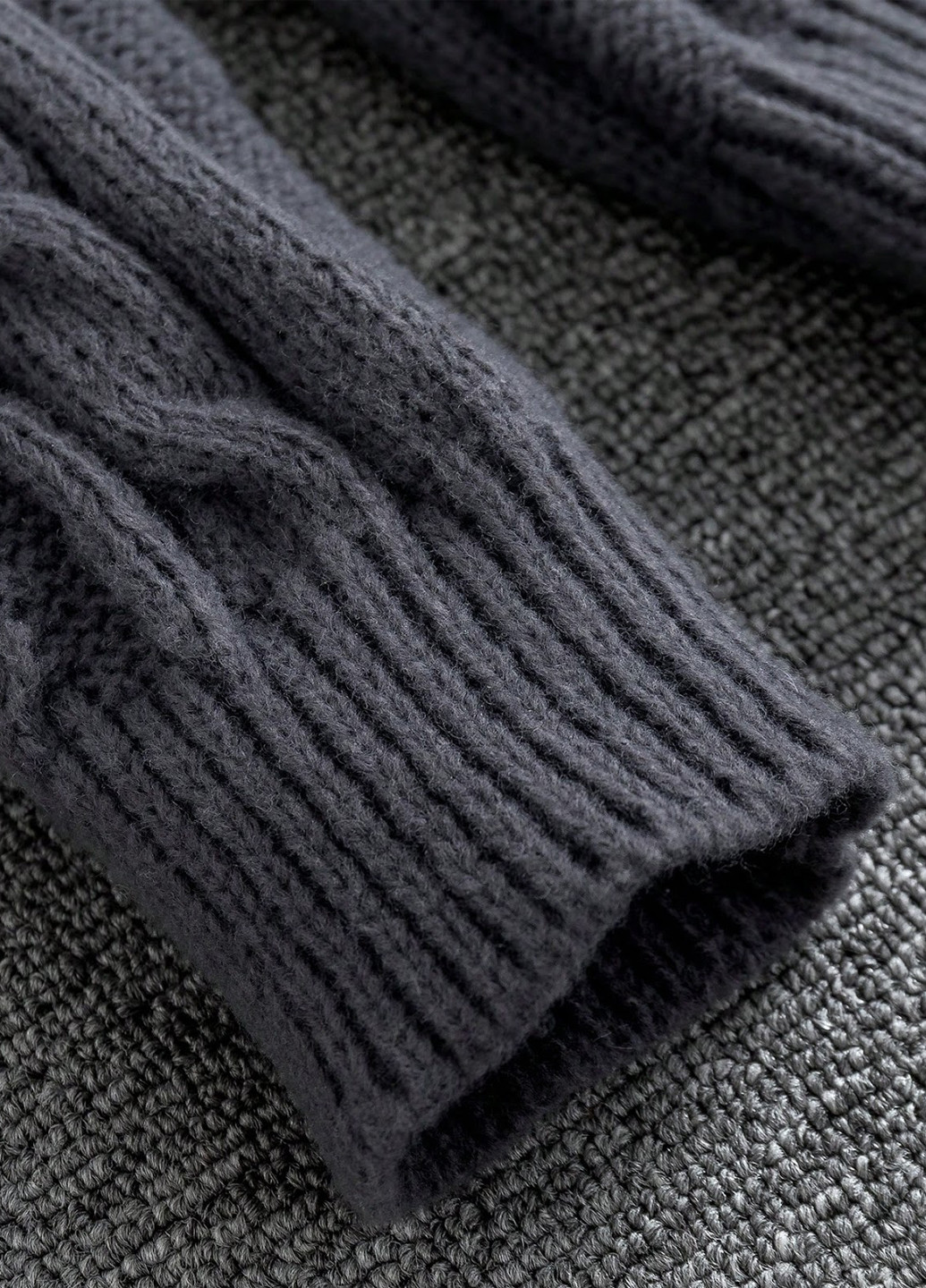 Темно-серый демисезонный свитер SHEIN