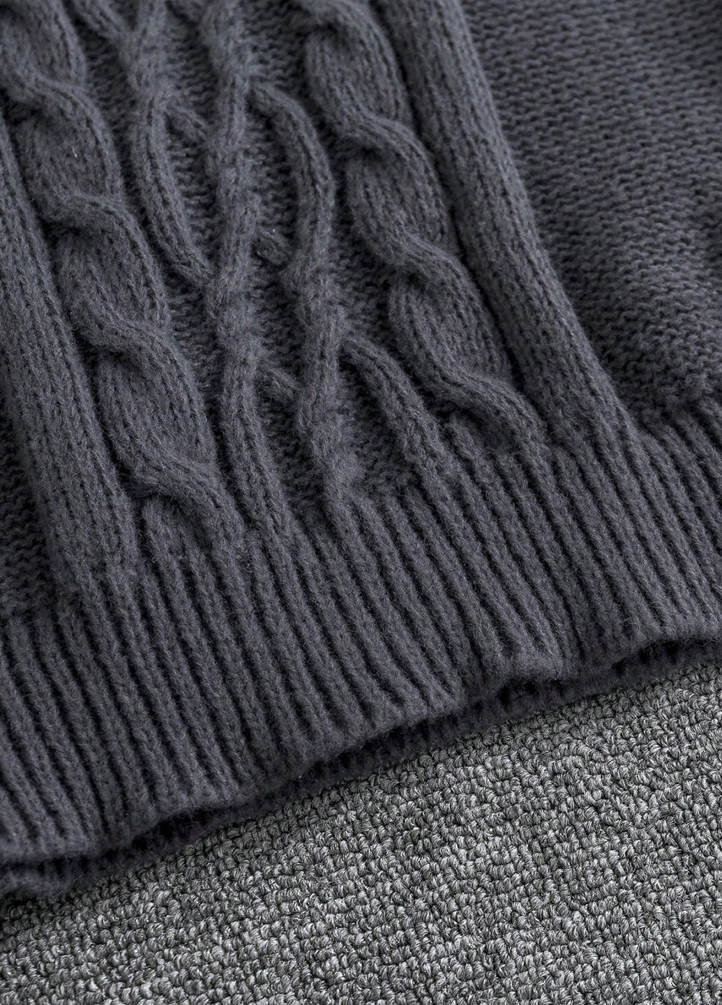 Темно-серый демисезонный свитер SHEIN