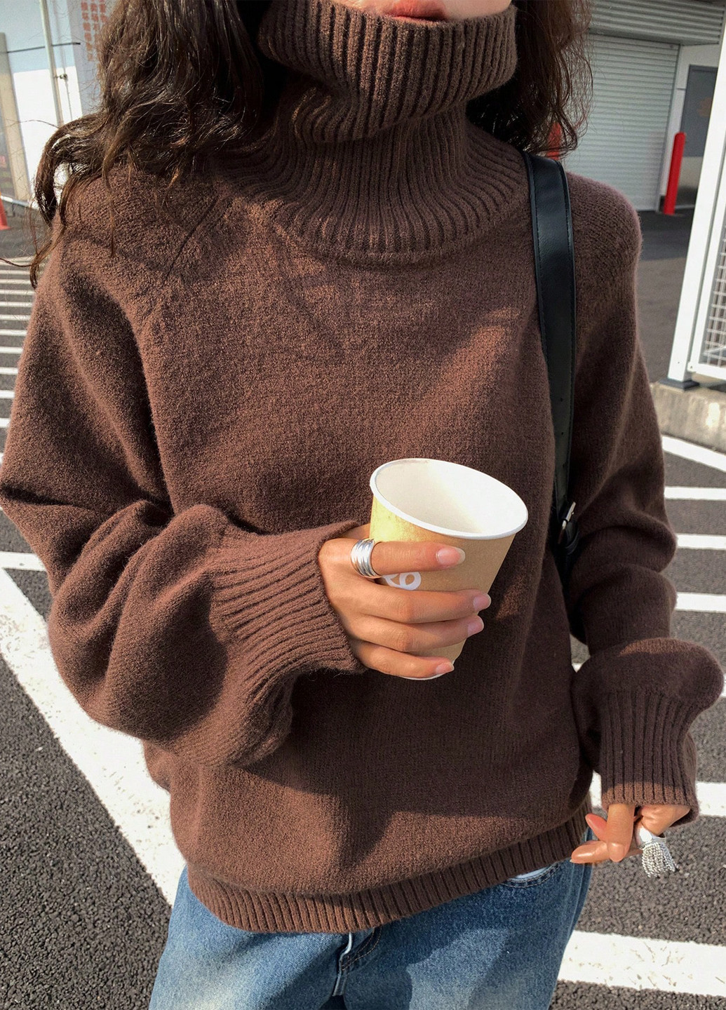 Коричневий зимовий светр SHEIN