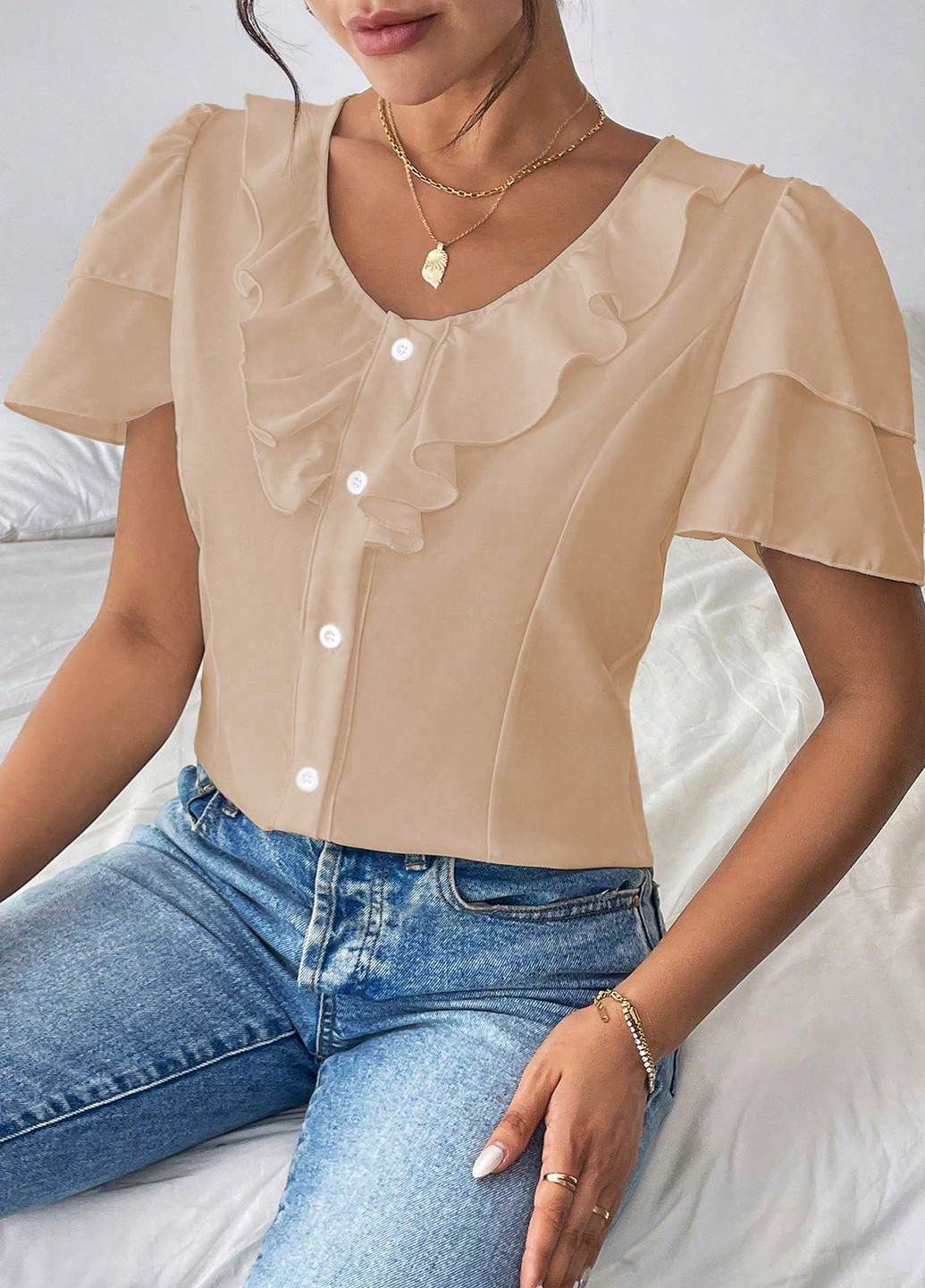 Бежева блузка SHEIN