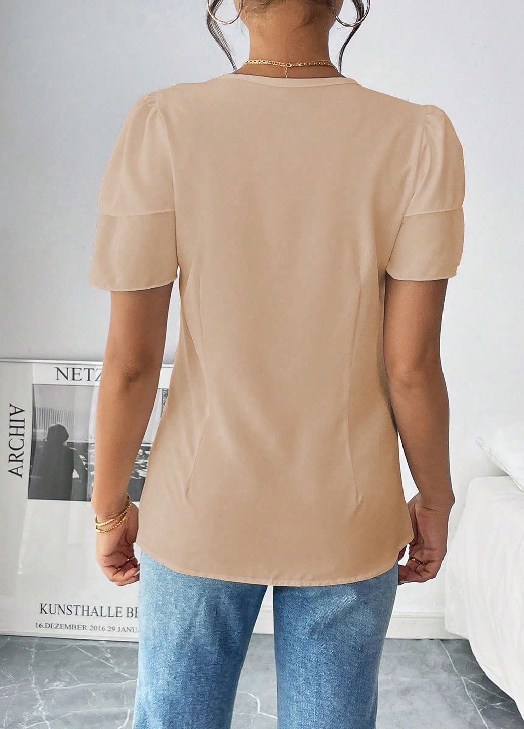 Бежева блузка SHEIN