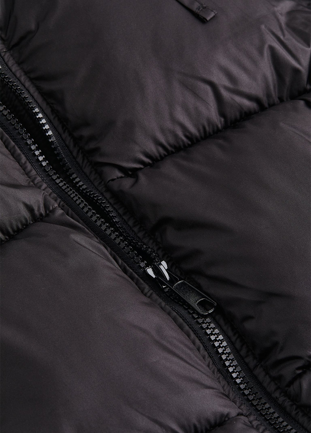 Чорна демісезонна куртка вільного крою H&M