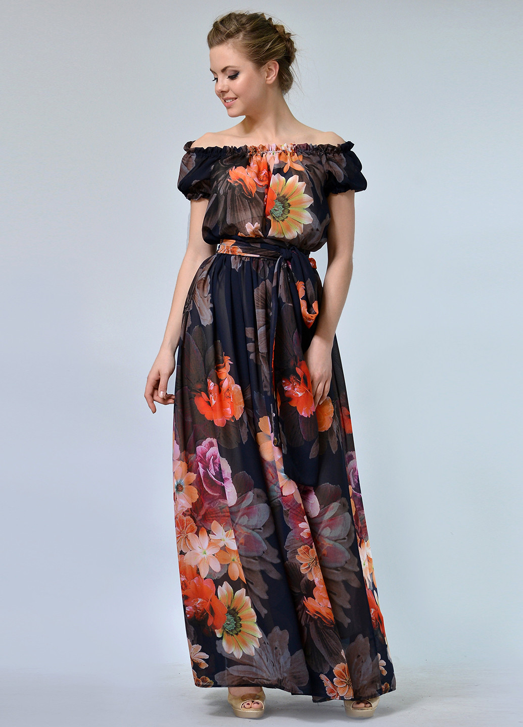 Черное вечернее платье в стиле ампир Lila Kass с цветочным принтом