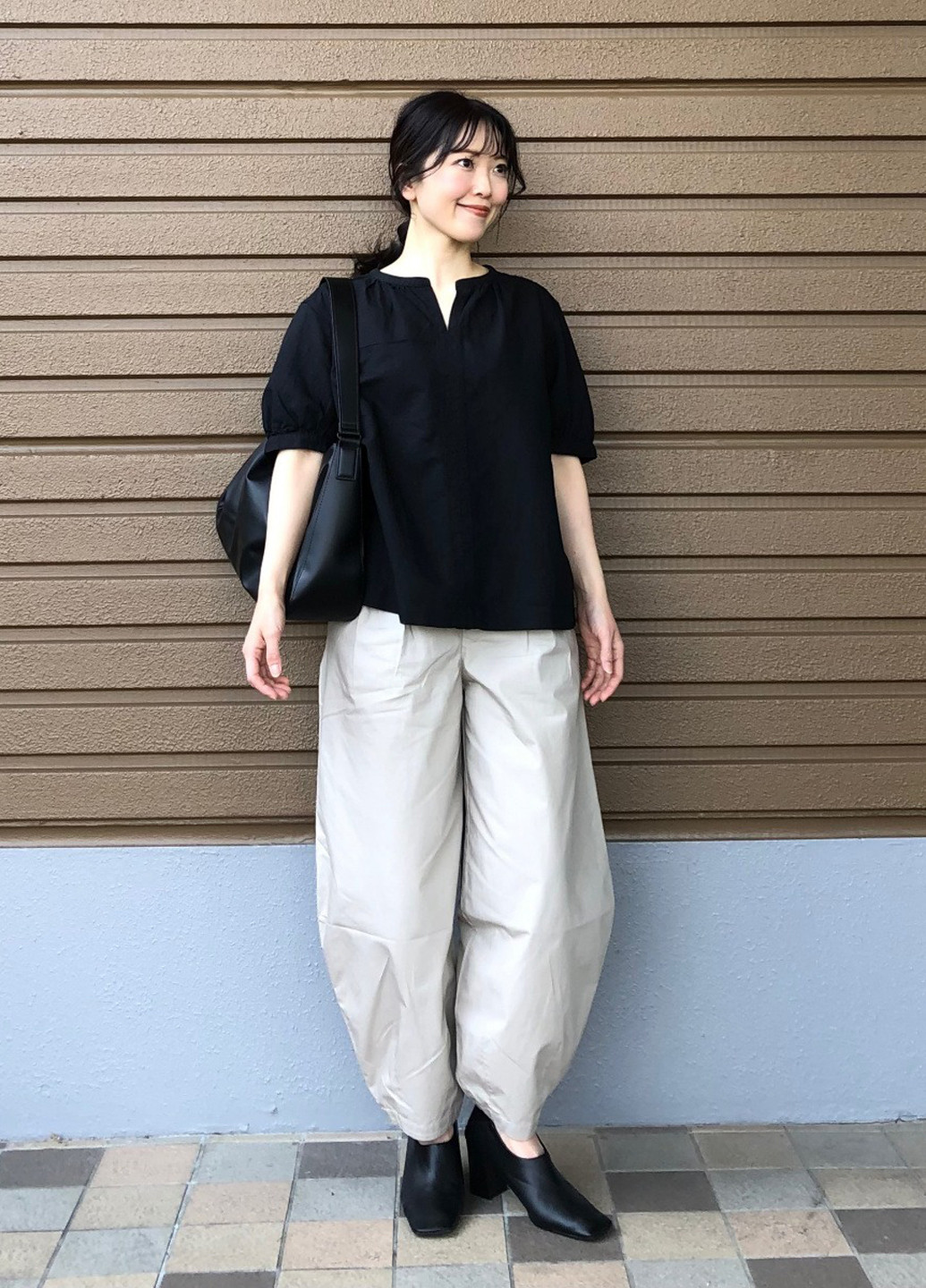 Чорна блуза Uniqlo