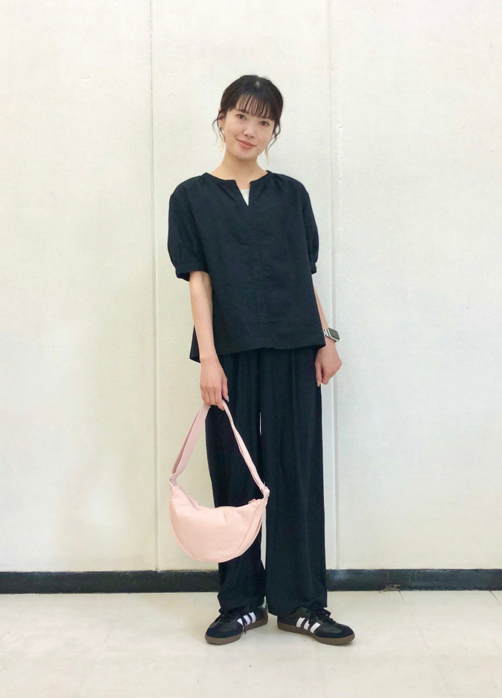 Чорна блуза Uniqlo