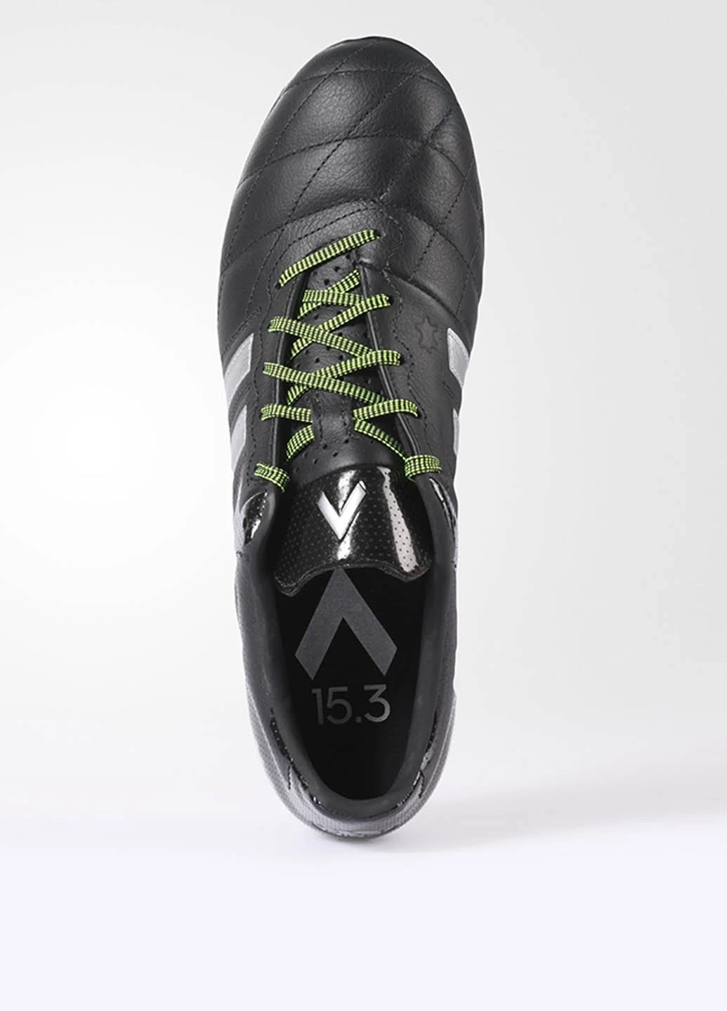 Черные бутсы adidas