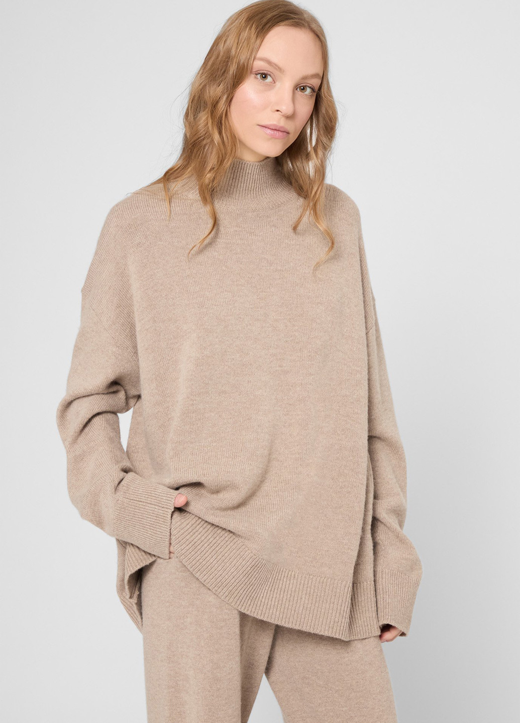 Бежевий демісезонний светр PRPY