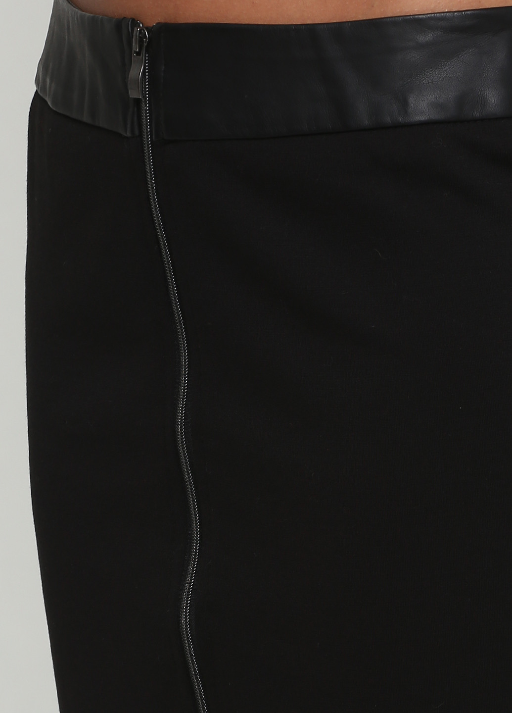 Черная кэжуал однотонная юбка Takko Fashion карандаш