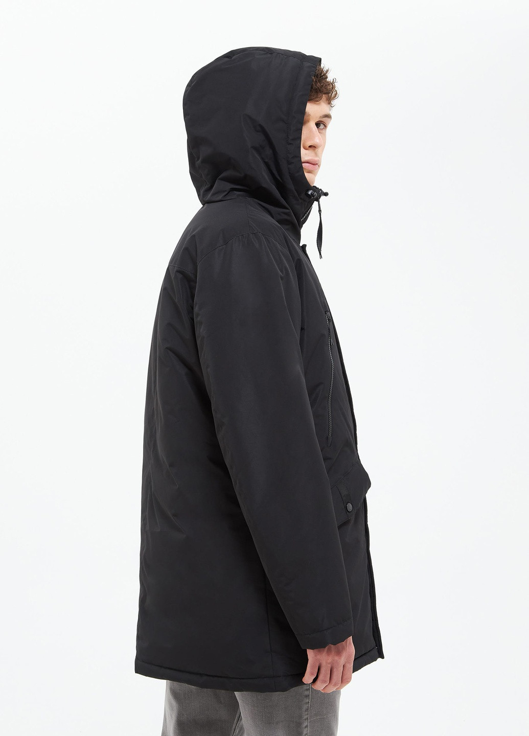 Чорна зимня куртка чол Terranova
