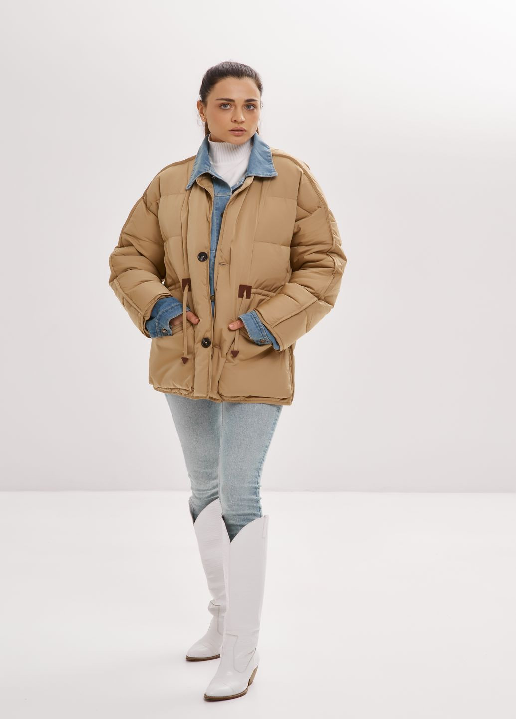 Бежева зимня жіночий короткий пуховик куртка з вшитими вставками джинсу натуральний пух водовідштовхуючий зима осінь m-09 беж Actors