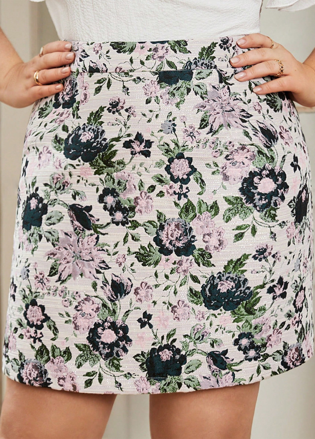 Разноцветная кэжуал цветочной расцветки юбка SHEIN карандаш