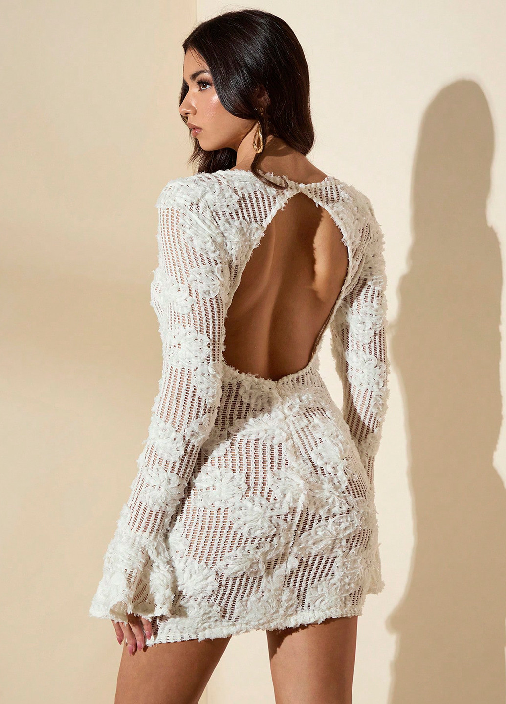 Кремова коктейльна, вечірня, пляжна сукня з відкритою спиною SHEIN однотонна