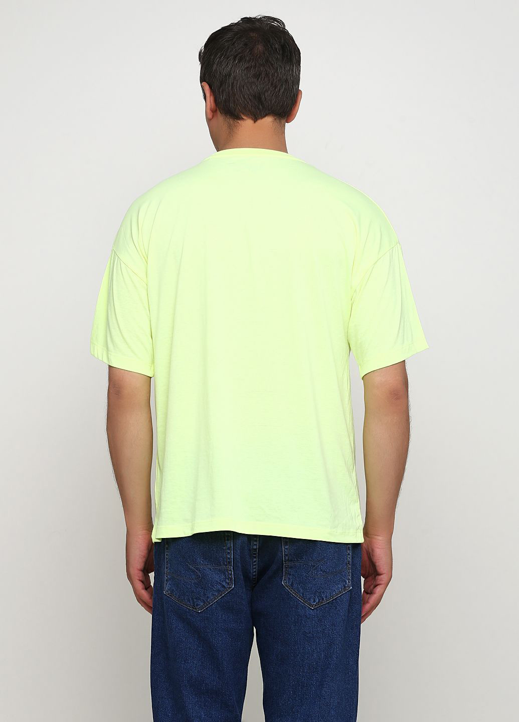 Кислотно-зеленая футболка C&A