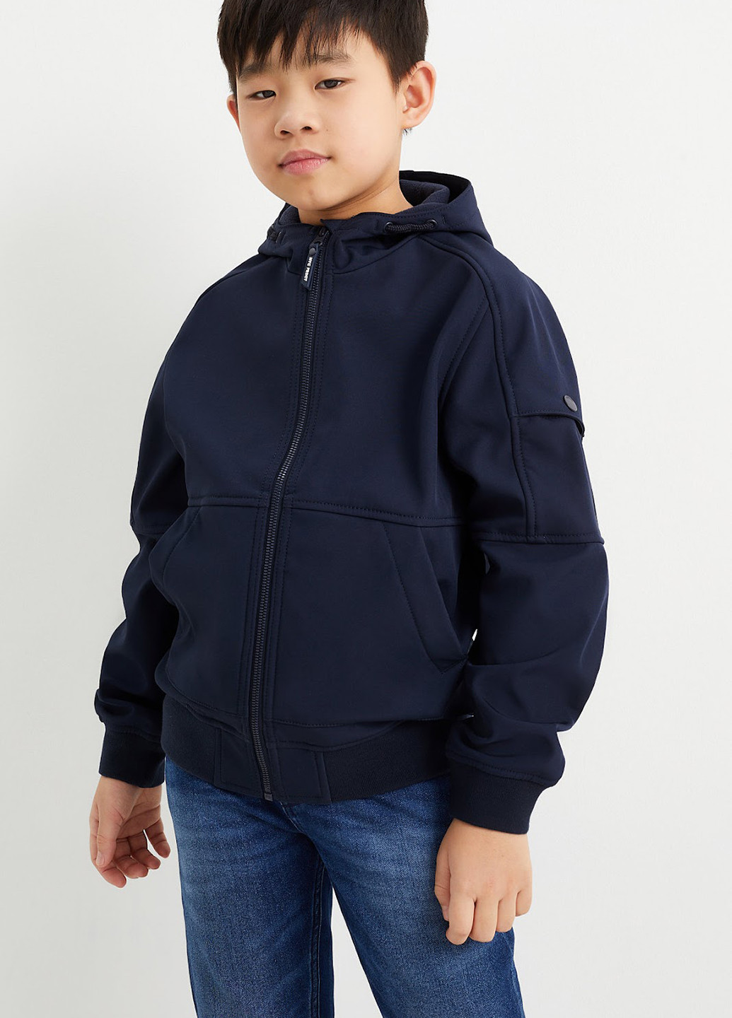 Темно-синя демісезонна куртка C&A