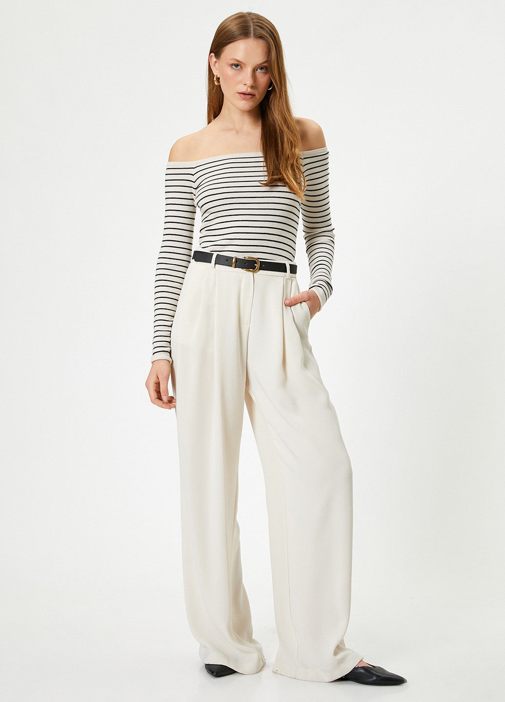 Черно-белый демисезонный свитер KOTON