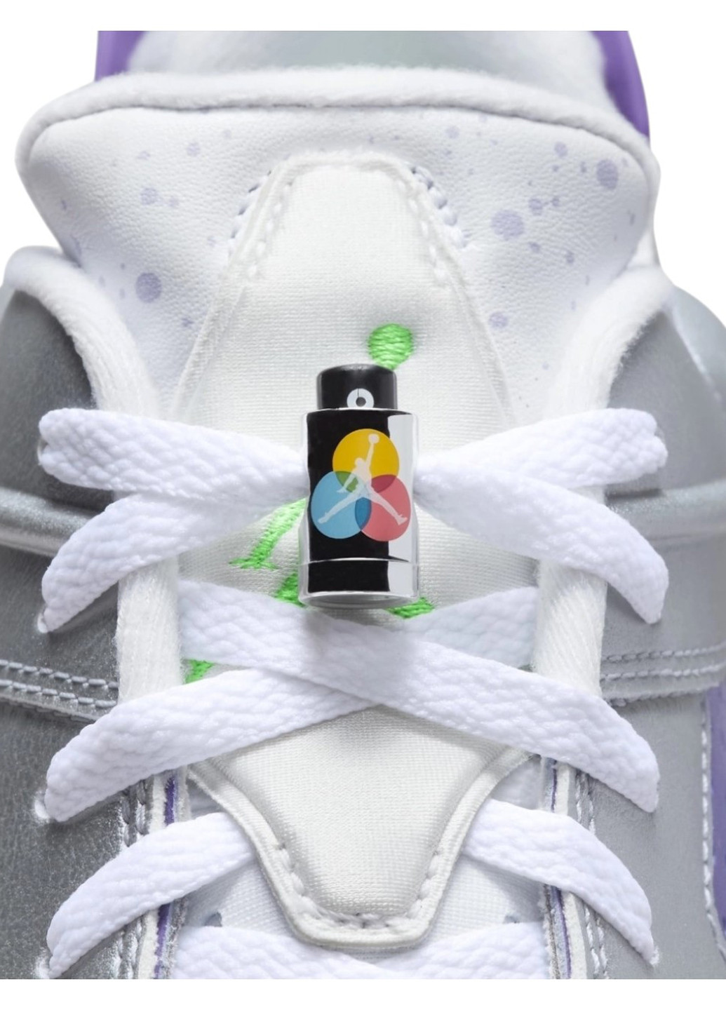 Фіолетові всесезонні кросівки Nike