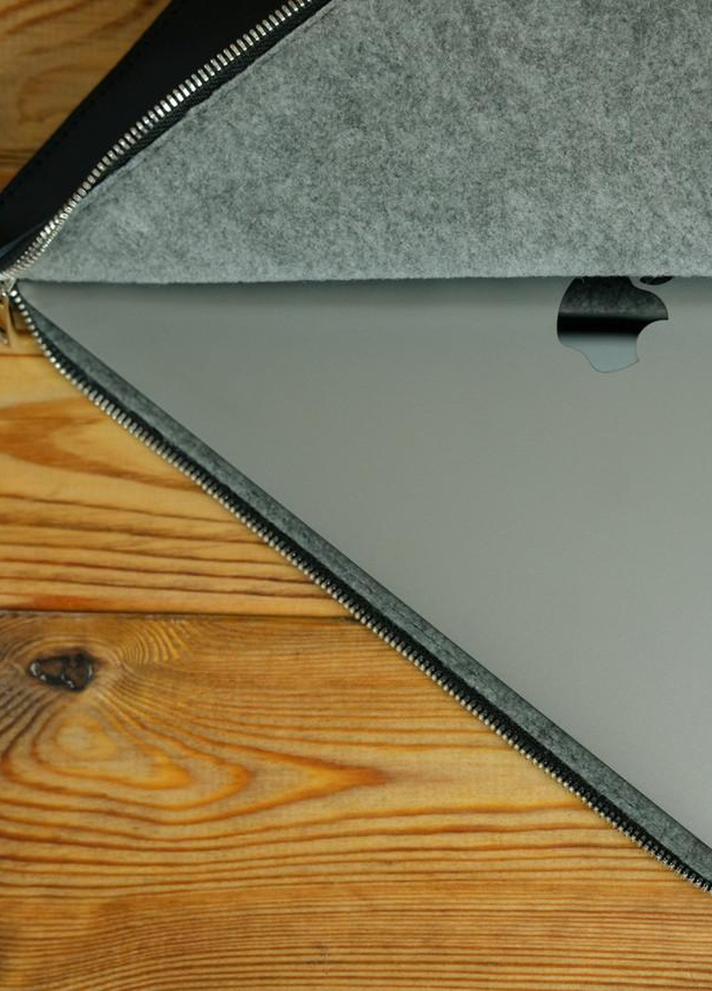 Шкіряний чохол для MacBook Дизайн №41 Berty (253862533)