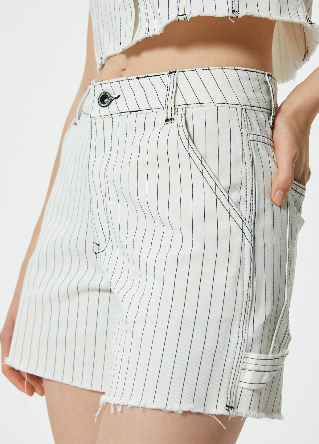 Шорты KOTON (329437418)