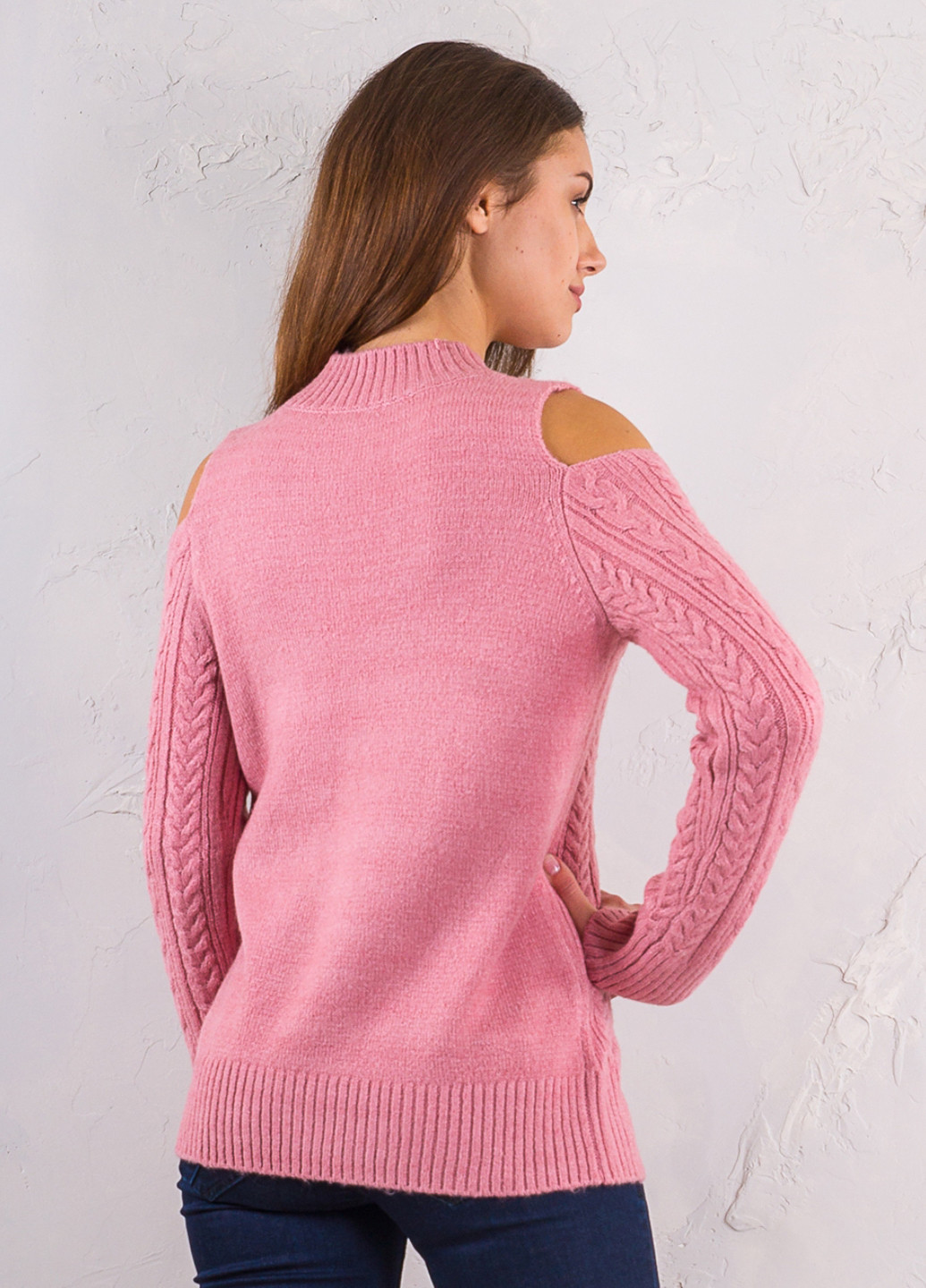 Розовый демисезонный свитер Society