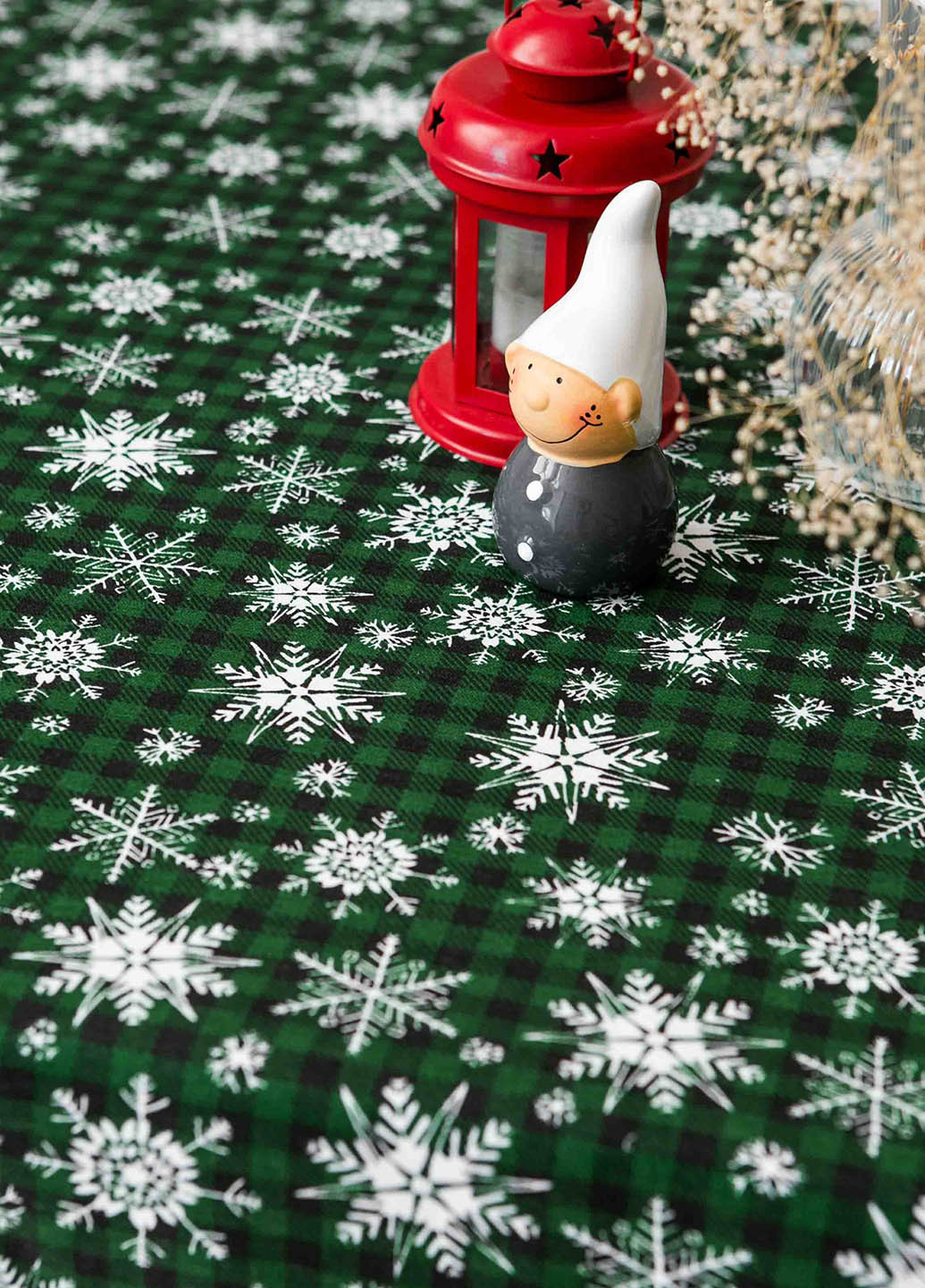 Новогодняя скатерть с тефлоновым покрытием "Снежинки зеленые" 2.4м х 1.5м + 8 салфеток Homedec - (255089199)