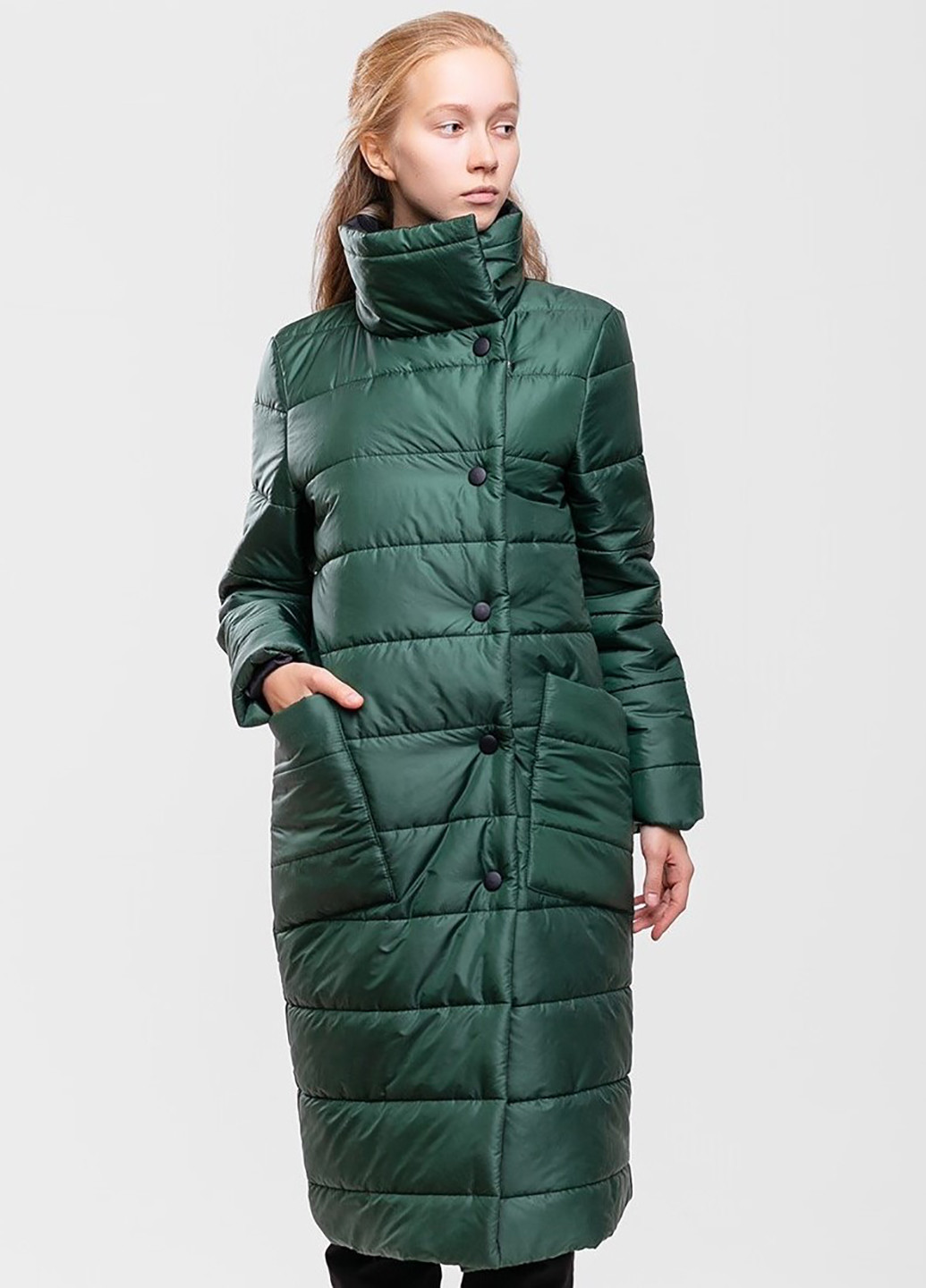 Темно-зеленая зимняя куртка SFN