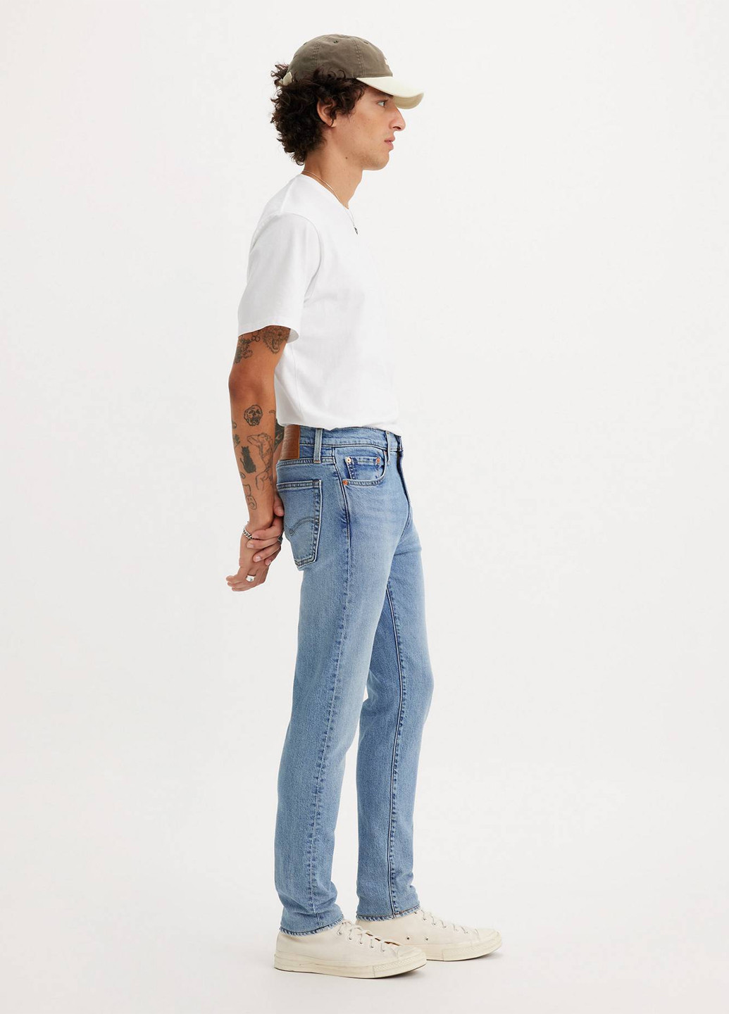 Голубые демисезонные зауженные джинсы Levi's