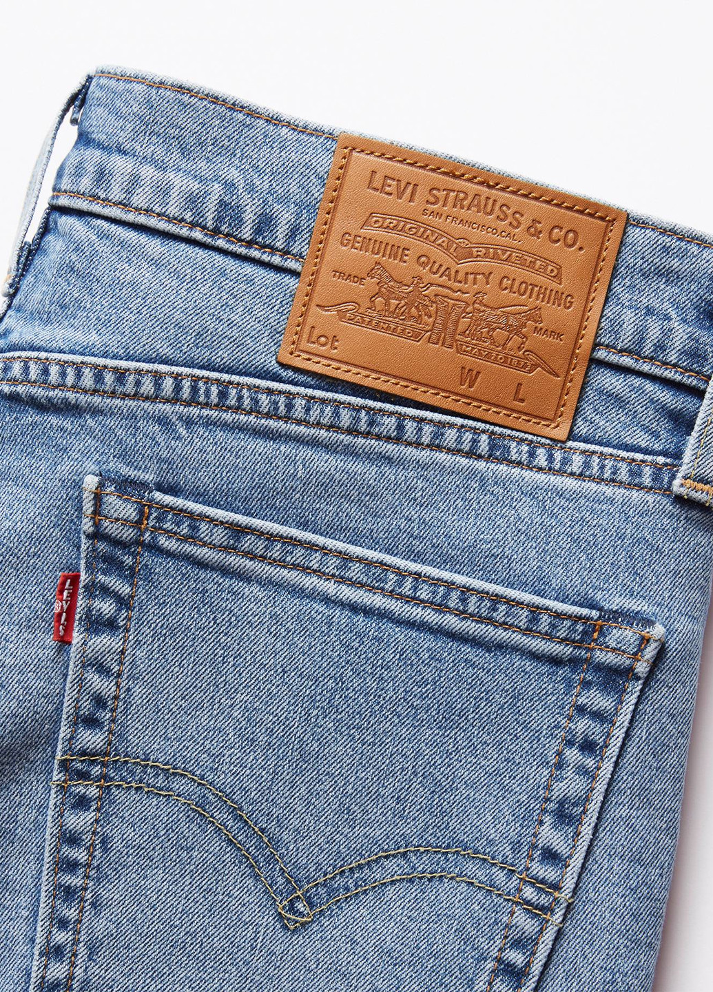 Голубые демисезонные зауженные джинсы Levi's