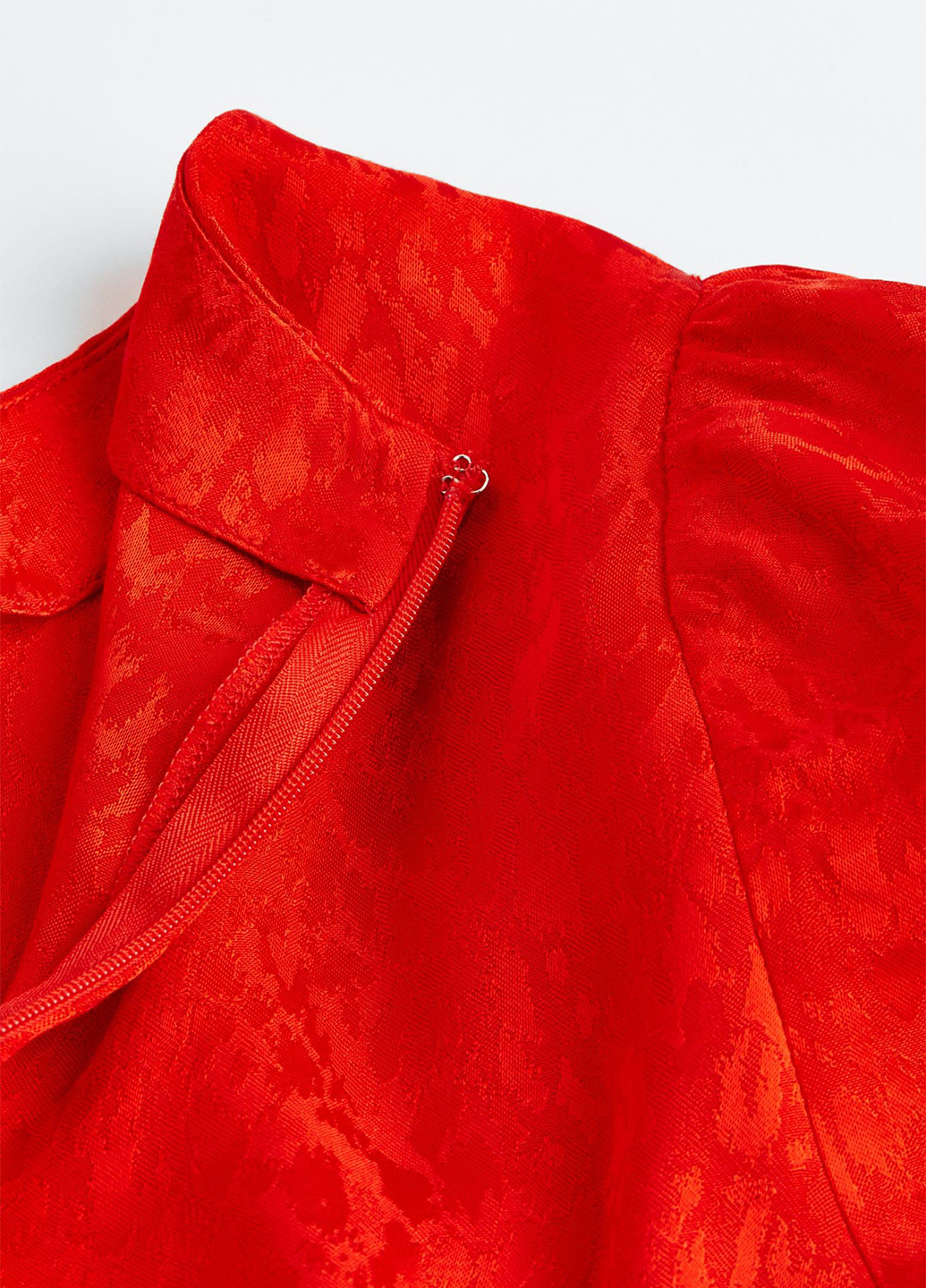 Красное кэжуал, вечернее платье H&M однотонное