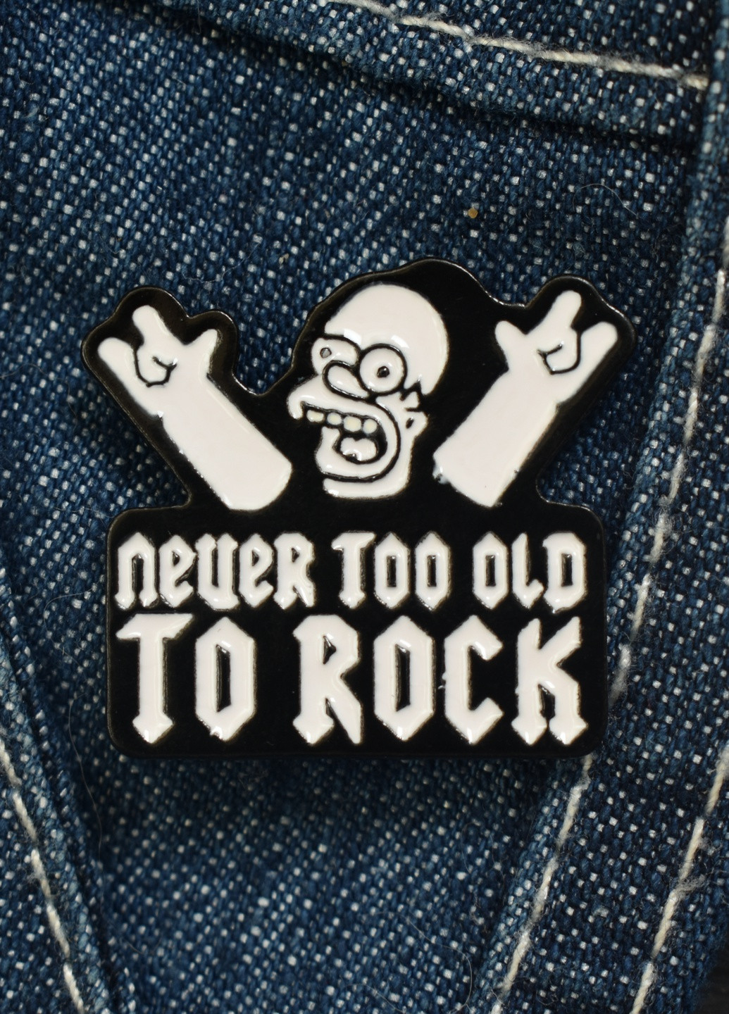 Металевий значок, пін, брошка "Never too old to rock" Westwood Decor (252723505)