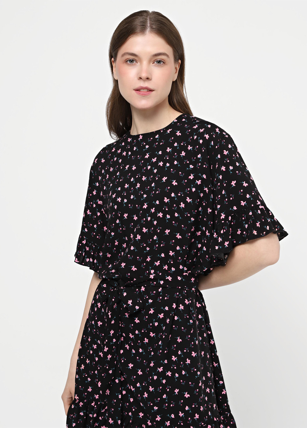 Черное кэжуал платье клеш Braska с цветочным принтом