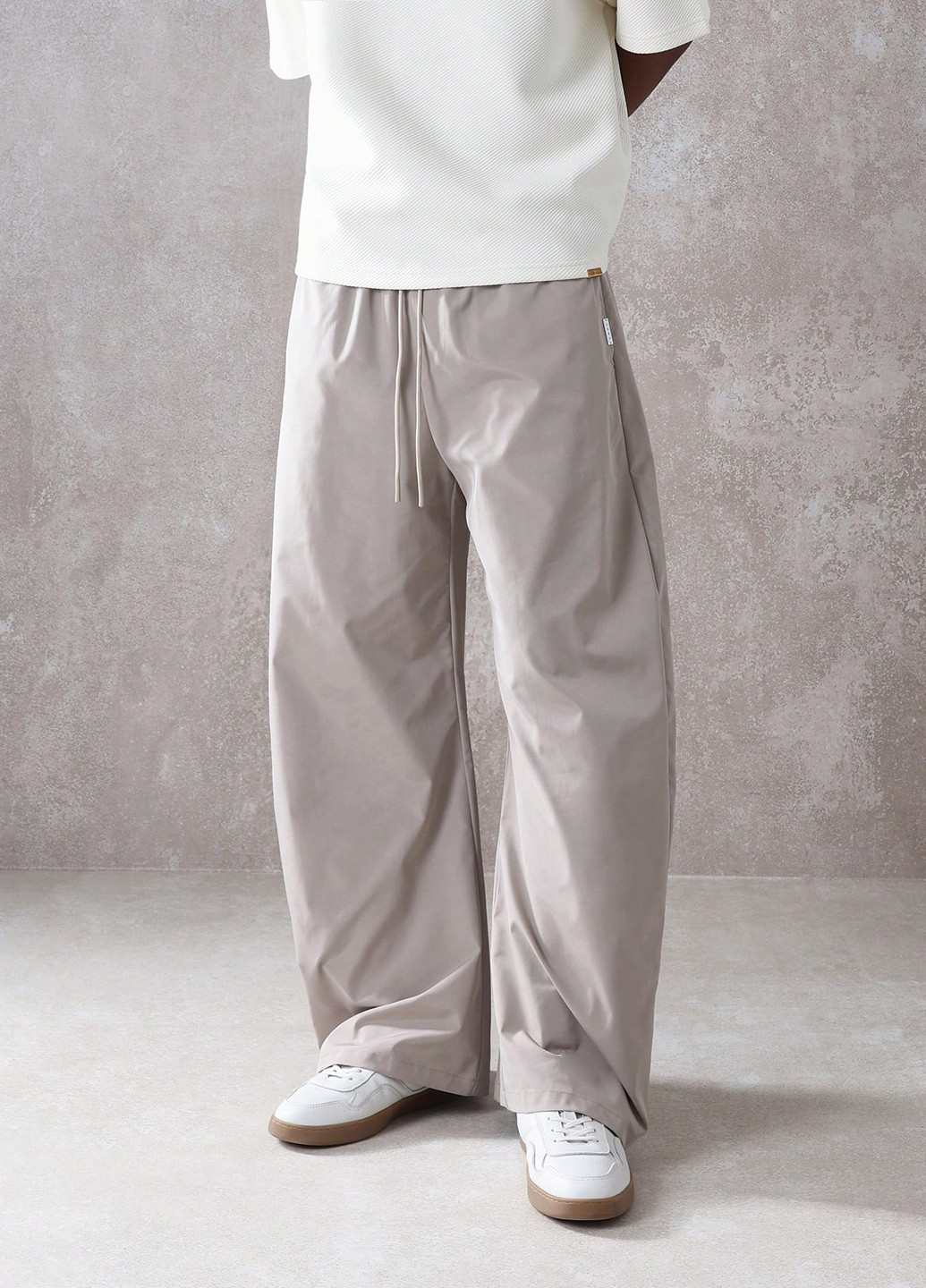 Бежевые кэжуал демисезонные палаццо брюки SHEIN