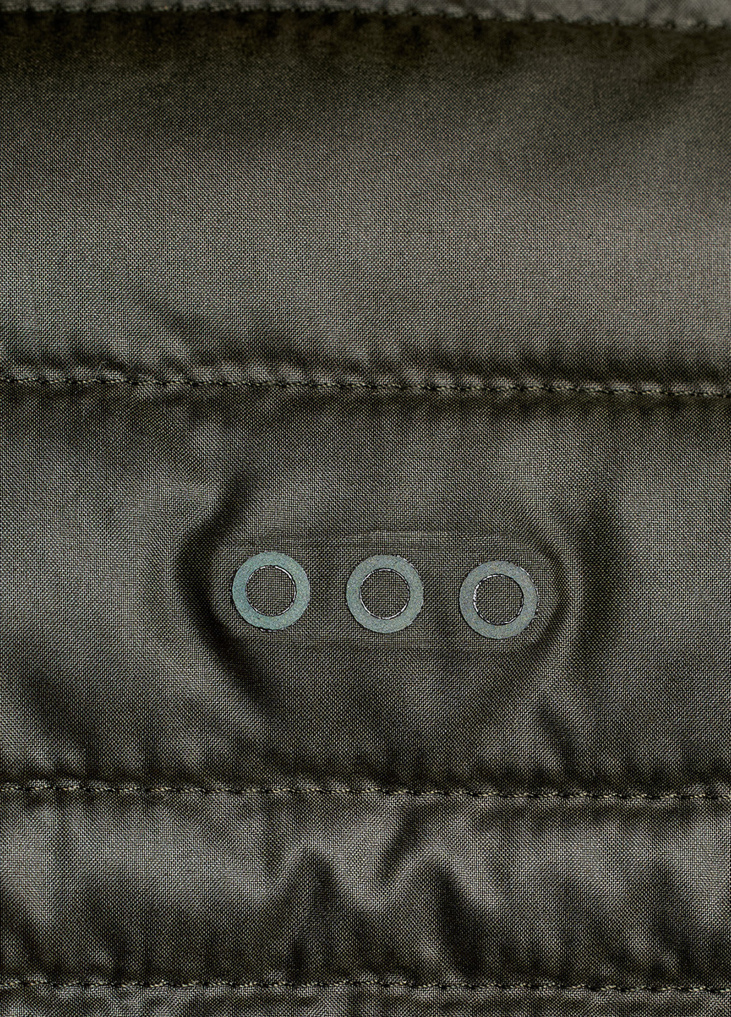 Оливковая (хаки) демисезонная куртка Saucony SOLSTICE OYSTERPUFF JACKET